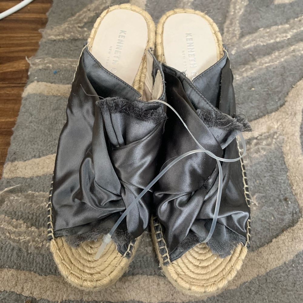 Kenneth Cole heels